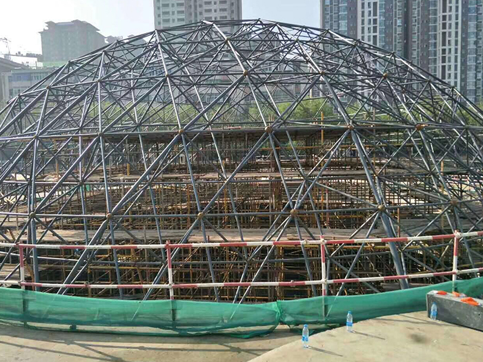 红桥球形网架钢结构施工